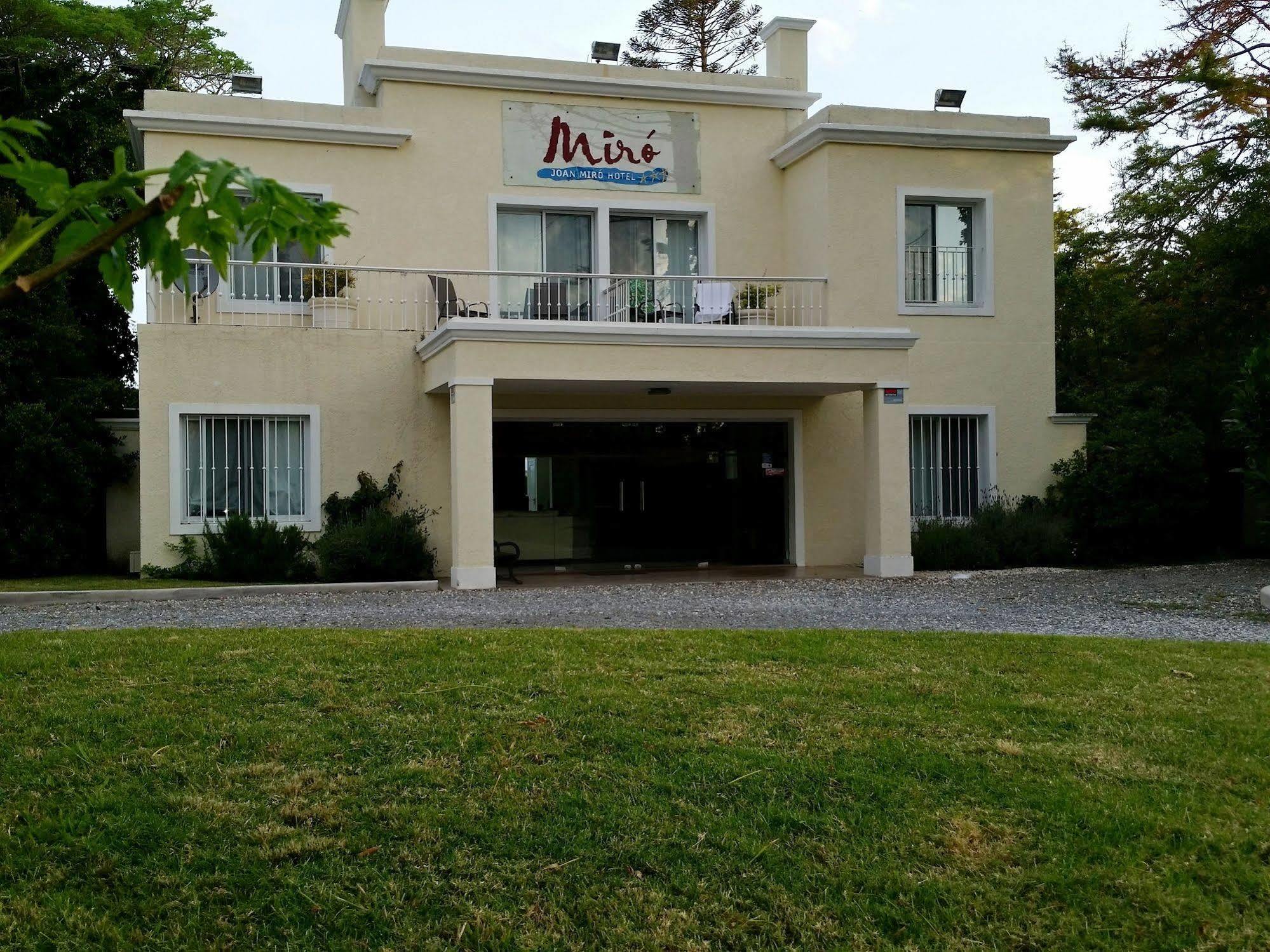 Joan Miro Hotel Punta del Este Luaran gambar